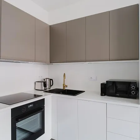 Appartement Blueground 10 Fully Equipped Nr Park Prg-24 Praag